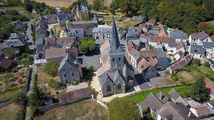 L'église de La Celle-Guenand (Indre-et-Loire), photographiée&nbsp;le 26 août 2018, a été sélectionnée parmi les monuments à restaurer du Loto du patrimoine. (GUILLAUME SOUVANT / AFP)