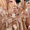 Le champion olympique de natation Alain Bernard, lors de son arrivé à la piscine d'Aubagne rebaptisée en son nom en 2008. (ANNE-CHRISTINE POUJOULAT / AFP)