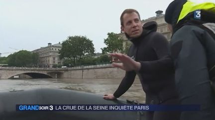 La crue de la Seine inquiète Paris