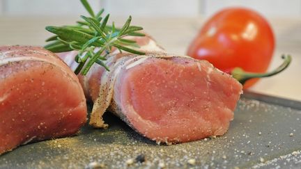 Rappel de bacon et de filets mignons contaminés aux salmonelles (Cr&eacute;dits Photo : &copy; Pixabay / RitaE)