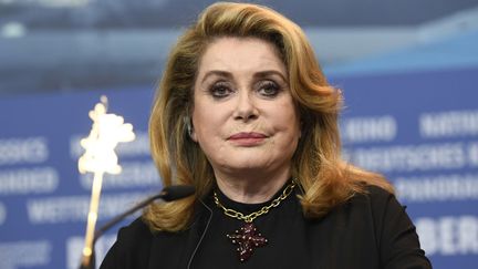 Catherine Deneuve présente "L'Adieu à la nuit" à la Berlinale 2019 (CLEMENS NIEHAUS/GEISLER-FOTOPRES / GEISLER-FOTOPRESS)