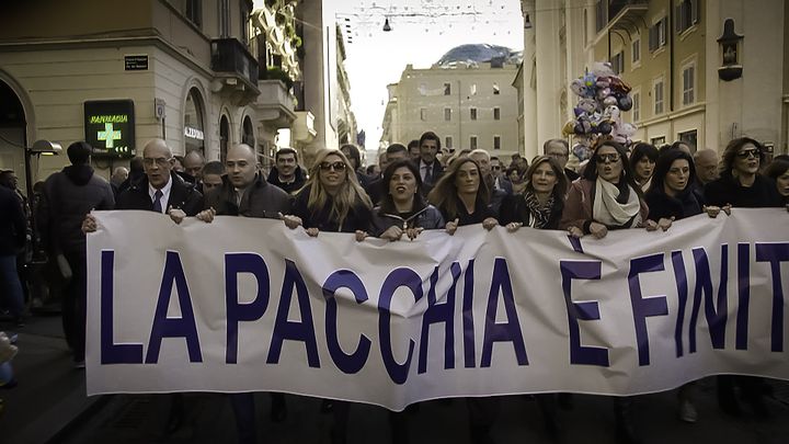 C dans l'air soirée spéciale "Europe : la tentation populiste" (FRANCE 5)