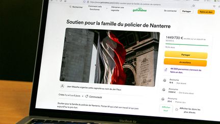 La cagnotte en ligne destinée à la famille du policier auteur du tir mortel contre Nahel à Nanterre, sur le site Gofundme, ici le 4 juillet 2023. (NICOLAS GUYONNET / HANS LUCAS / AFP)