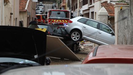 &nbsp; (Les inondations ont tué 20 personnes et causé de nombreux dégâts matériels comme ici à Cannes © MaxPPP)