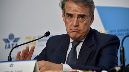 Alexandre de Juniac, président-directeur général de l'Association internationale du transport aérien, lors d'u metting du secteur, le 4 juin 2018 à Sydney en Australie. (PETER PARKS / AFP)