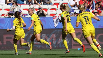 L'équipde Suède termine troisième du Mondial, le 6 juillet 2019. (VALERY HACHE / AFP)