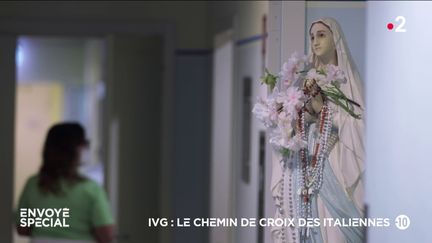 IVG : le chemin de croix des Italiennes (ENVOYE SPECIAL / FRANCE 2)