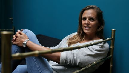 Laure Manaudou photographi&eacute;e &agrave; Paris, &agrave; l'occasion de la sortie de son autobiographie, le 8 octobre 2014. (MAXPPP)