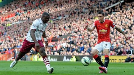  (Angel Di Maria (à droite) pendant un match opposant le Manchester United et l'Aston Villa en avril dernier © MAXPPP)