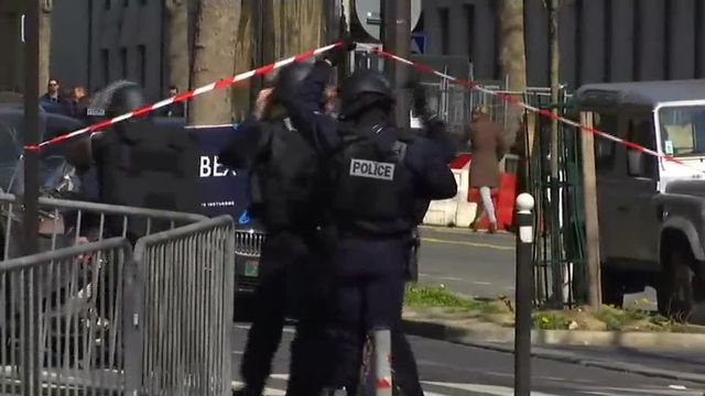 Attaque au FMI a Paris