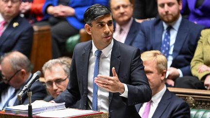 Le Premier ministre britannique conservateur Rishi Sunak, à la Chambre des communes à Londres, le 6 décembre 2023. (MARIA UNGER / UK PARLIAMENT / AFP)