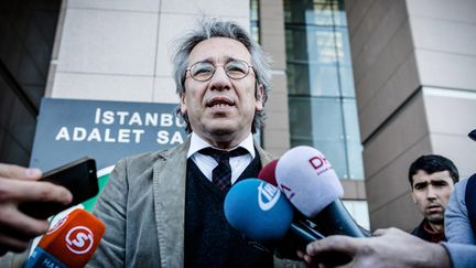 &nbsp; (Can Dundar, rédacteur en chef du quotidien Cumhuriyet, visé par le régime © MaxPPP)