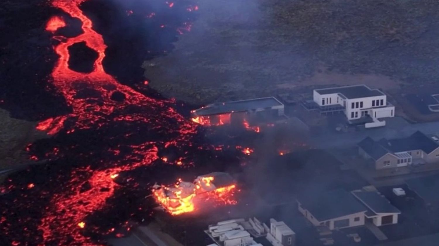 Ruption Volcanique En Islande Des Habitations Touch Es Par La Lave Grindavik