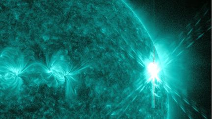 Une explosion solaire photographi&eacute;e par la Nasa, le 9 ao&ucirc;t 2011. (HO / NASA/SDO /AIA)