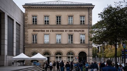 Le ministère de l'Économie et des Finances à Paris, le 22 septembre 2024. (XOSE BOUZAS / HANS LUCAS via AFP)