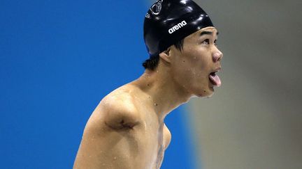 Le Chinois Zheng Tao &agrave; l'issue de la finale du 200 m 4 nages, le 3 septembre 2012. (EMILIO MORENATTI / AP / SIPA)