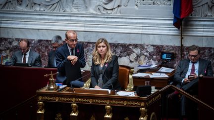 Yaël Braun-Pivet, présidente de l'Assemblée nationale, au perchoir de l'hémicycle, à Paris, le 2 octobre 2024. (XOSE BOUZAS / HANS LUCAS / AFP)