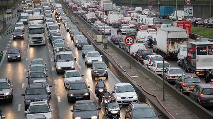 Grèves des transports : Lille tourne au ralenti