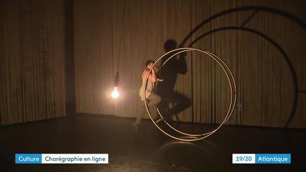 Le spectacle "Mute" est une création de la compagnie Sôlta.&nbsp; (FRANCEINFO)