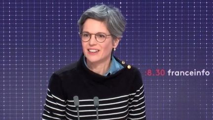 Sandrine Rousseau, présidente du conseil politique de la campagne de Yannick Jadot pour l'élection présidentielle d'avril 2022, invitée de franceinfo le 16 janvier 2022 (FRANCEINFO / RADIO FRANCE)