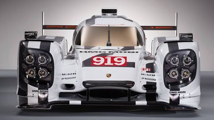 La Porsche 919 Hybrid se dévoile