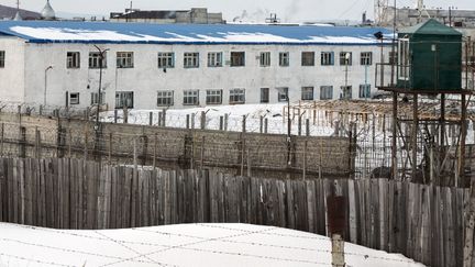 Un p&eacute;nitencier &agrave; Kamchatkan (Russie) o&ugrave; 700 prisonniers sont d&eacute;tenus, le 26 mars 2013. (ALEXANDR PIRAGIS / RIA NOVOSTI)