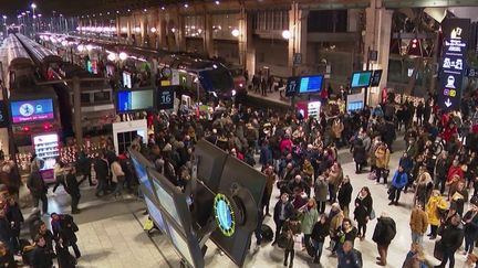 Fêtes de fin d’année : la SNCF ouvre ses réservations (France 2)