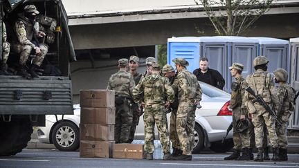 Des soldats russes près de Moscou en juin 2023. (ALEXANDER NEMENOV / AFP)