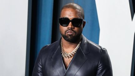 Le rappeur américain Kanye West arrive le 9 février 2020 à la fête de Vanity Fair à Los Angeles (Californie, Etats-Unis). (IMAGE PRESS AGENCY/SIPA USA/ SIPA USA)