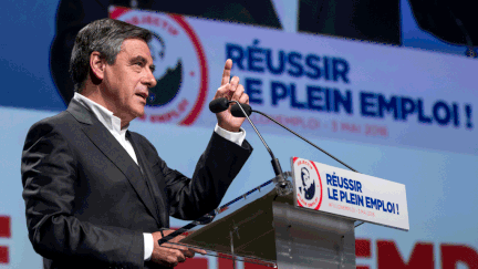 &nbsp; (François Fillon a déroulé son programme en matière d’emploi au meeting d’Issy-les-Moulineaux © MaxPPP)