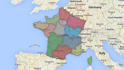 Capture d'&eacute;cran d'une carte Google Maps o&ugrave; francetv info a trac&eacute; le red&eacute;coupage de la France en 13 r&eacute;gions d&eacute;finitivement adopt&eacute; le 17 d&eacute;cembre 2014 par le Parlement. (GOOGLE MAPS / FRANCETV INFO)