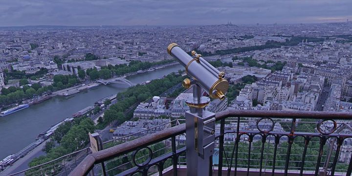 On peut désormais visiter la tour Eiffel en ligne
 (Capture d&#039;écran Google Maps)