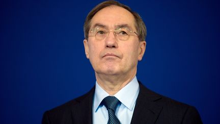 Claude Gu&eacute;ant, le ministre de l'Int&eacute;rieur, lors d'une conf&eacute;rence de presse &agrave; Paris, le 10 janvier 2012. (MARTIN BUREAU / AFP)