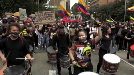 Colombie : les manifestants obtiennent le retrait de la réforme fiscale (Capture d'écran franceinfo)