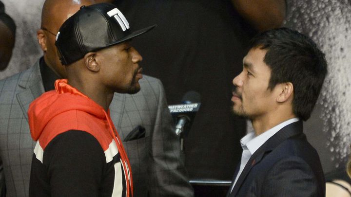 &nbsp; (Mayweather mesure 1,68 mètre, cinq centimètres de plus que Pacquiao © MaxPPP)