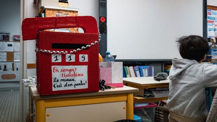 Sensibilisation au harcèlement en milieu scolaire, ici à Perpignan le 22 avril 2022. (ARNAUD LE VU / HANS LUCAS)