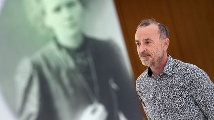 Marc Joliot, l'un des arrière-petits-fils de Marie Curie, le 8 novembre 2021 à Washington DC, aux Etats-Unis. (BRENDAN SMIALOWSKI / AFP)