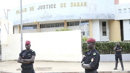 Le palais de Justice où a été jugé l'opposant Ousmane Sonko à Dakar (Sénégal). (SEYLLOU / AFP)