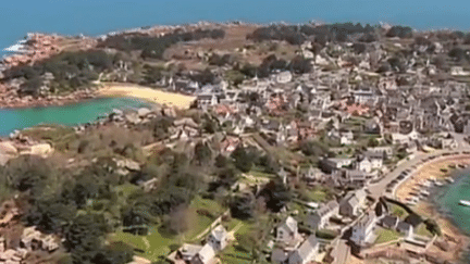 Escale à Ploumanac'h, village préféré des Français