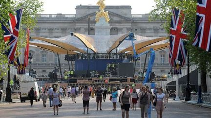 La scène sur laquelle aura le grand concert du jubilé de la reine à Londres
 (HUSSEIN ZAK / SIPA)