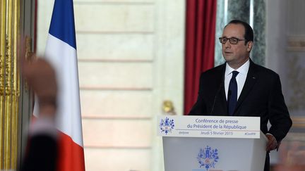 Le pr&eacute;sident de la R&eacute;publique, Fran&ccedil;ois Hollande, s'exprime lors d'une conf&eacute;rence de presse semestrielle, au palais de l'Elys&eacute;e, &agrave; Paris, le 5 f&eacute;vrier 2015. (ALAIN JOCARD / AFP) (ALAIN JOCARD / AFP)