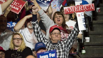 Des supporters de Donald Trump lors d'un meeting à Cincinnati, le 13 octobre 2016 (TY WRIGHT / GETTY IMAGES NORTH AMERICA)