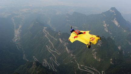 Sensations fortes au Mondial de wingsuit