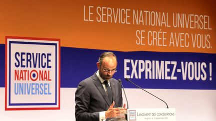 Le Premier ministre Édouard Philippe le 13 septembre 2018 à Avignon, pour le lancement du cycle des concertations territoriales sur le service national universel. (ANG?LIQUE SUREL / MAXPPP)