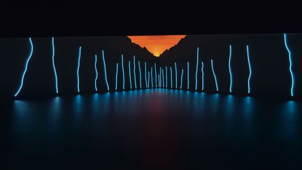 Claude Lévêque a imaginé une installation pour le musée Soulages, où le spectateur se promène dans une clarté nocturne, sous le ciel ou sous l'océan, entouré d'ondulations bleues, dans un espace en même temps liquide et aérien parcouru de vibrations. Elle se prolonge au musée Fenaille, avec "Le Châtiment" : une branche qu'enroule un fil lumineux. Du 25 avril au 27 septembre 2015. Ici, "Le Bleu de l'oeil", 2015, dispositif in situ, Musée Soulages, Rodez, dessins par Romaric Etienne, photo Fabric Seixas
 (ADAGP Claude Lévêque. Courtesy the artist and kamel mennour, Paris)