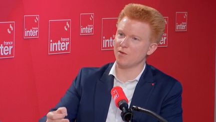 Adrien Quatennens,&nbsp;député La France Insoumise du Nord, était l'invité de France Inter mercredi 26 juillet 2022. (CAPTURE ECRAN FRANCE INTER)