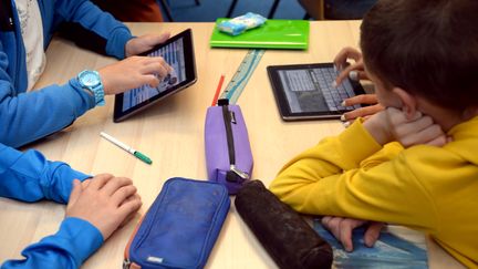 Éducation : polémique autour des tablettes en maternelle