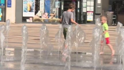 Canicule : quelles sont les astuces des Français pour lutter contre les fortes chaleurs ?