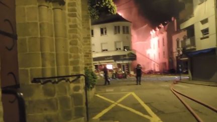 L'immeuble à explosé à Quiberon (Morbihan), à la suite d'une fuite de gaz. (FRANCE 3)