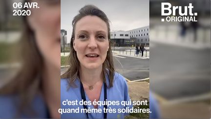 Les "réa" pleines à craquer, les semaines de 60 heures, la débrouille pour se protéger et l'émotion chaque soir à 20 heures… Le quotidien des personnels soignants, aujourd'hui, c'est ça.